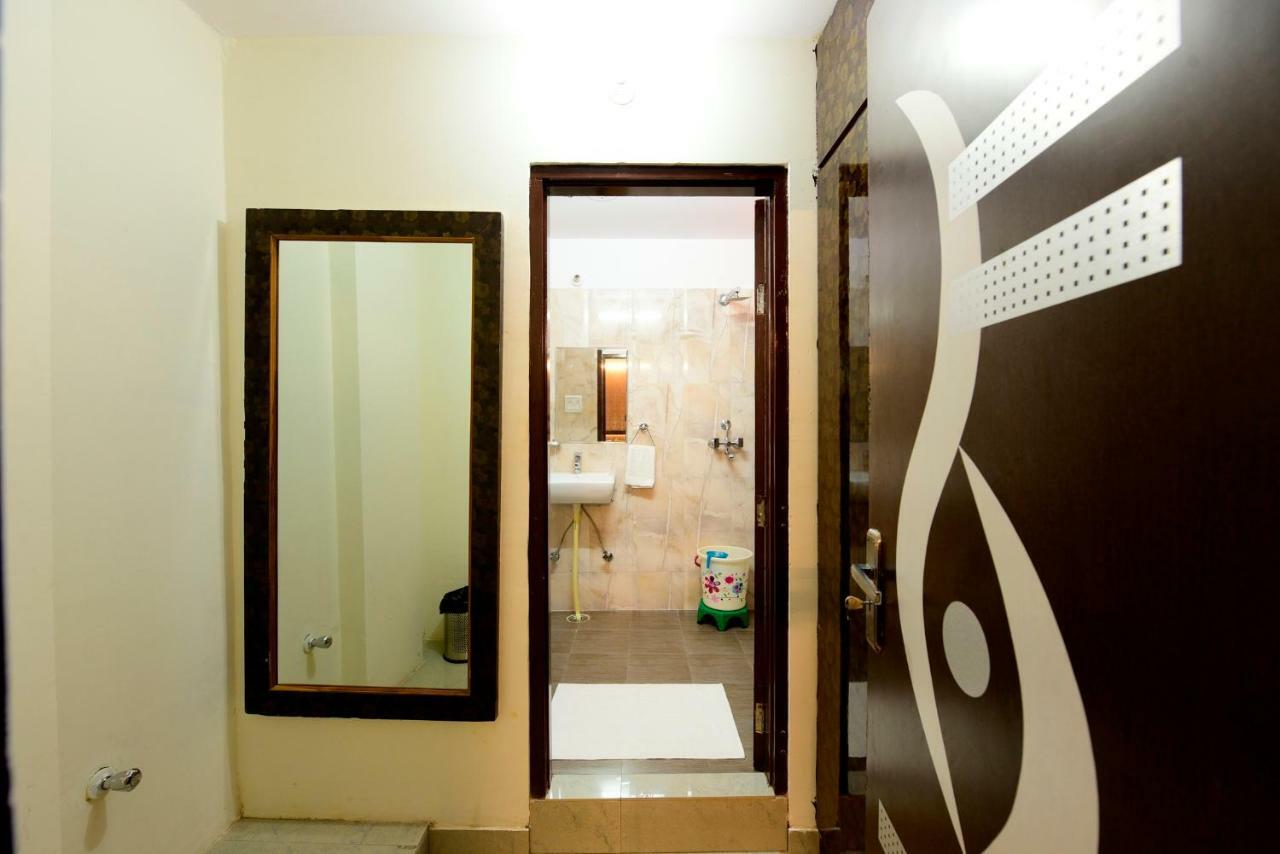 Hotel Radha Nikunj Residency Jaipur Bagian luar foto