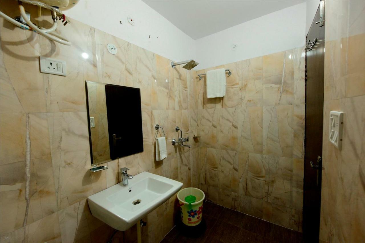 Hotel Radha Nikunj Residency Jaipur Bagian luar foto