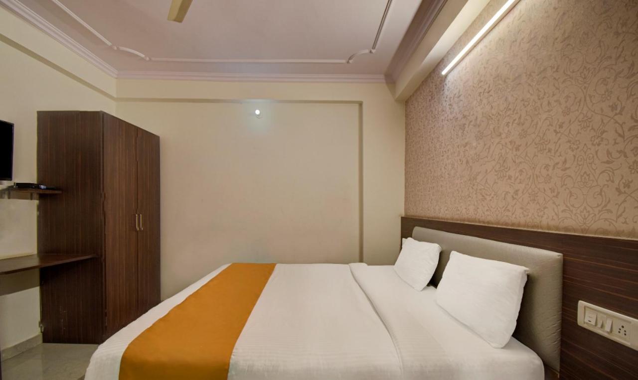 Hotel Radha Nikunj Residency Jaipur Bagian luar foto