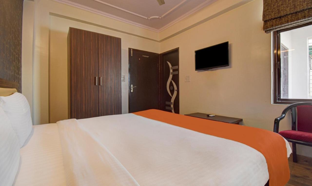 Hotel Radha Nikunj Residency Jaipur Bagian luar foto
