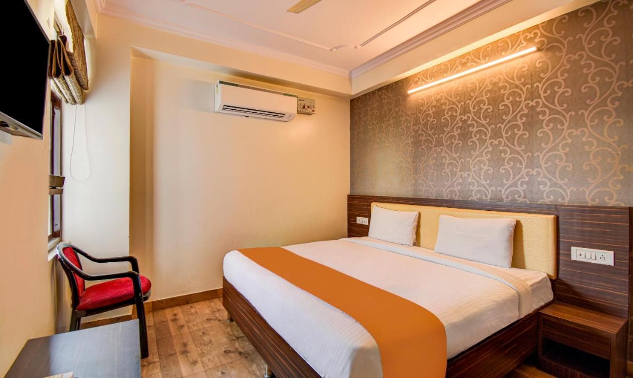 Hotel Radha Nikunj Residency Jaipur Bagian luar foto
